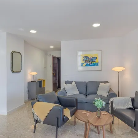 Lujo En La Carihuela - Vistas Frontales Al Mar Y Parking! Apartmán Torremolinos