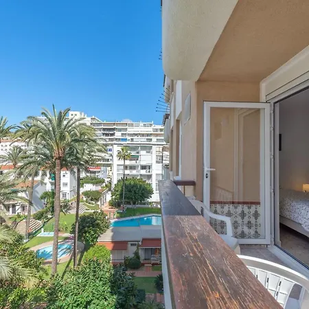 Lujo En La Carihuela - Vistas Frontales Al Mar Y Parking! Apartmán Torremolinos