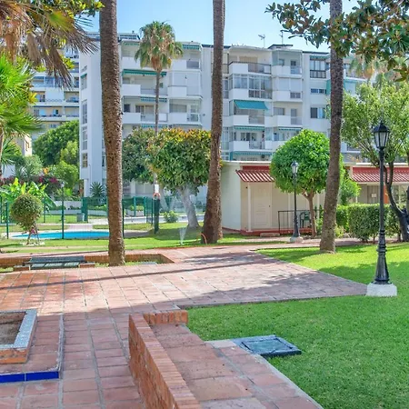 Daire Lujo En La Carihuela - Vistas Frontales Al Mar Y Parking! *